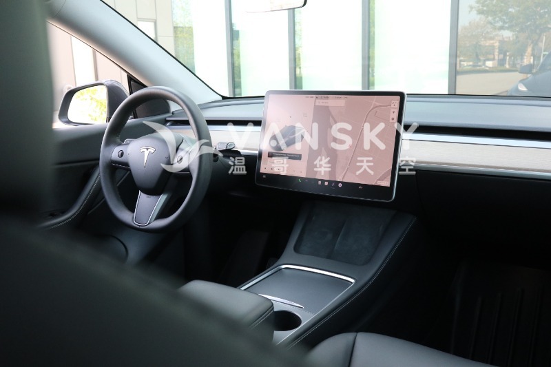 250912144237_2021 Tesla Model Y Long Range Dual Motor Grey 23.JPG